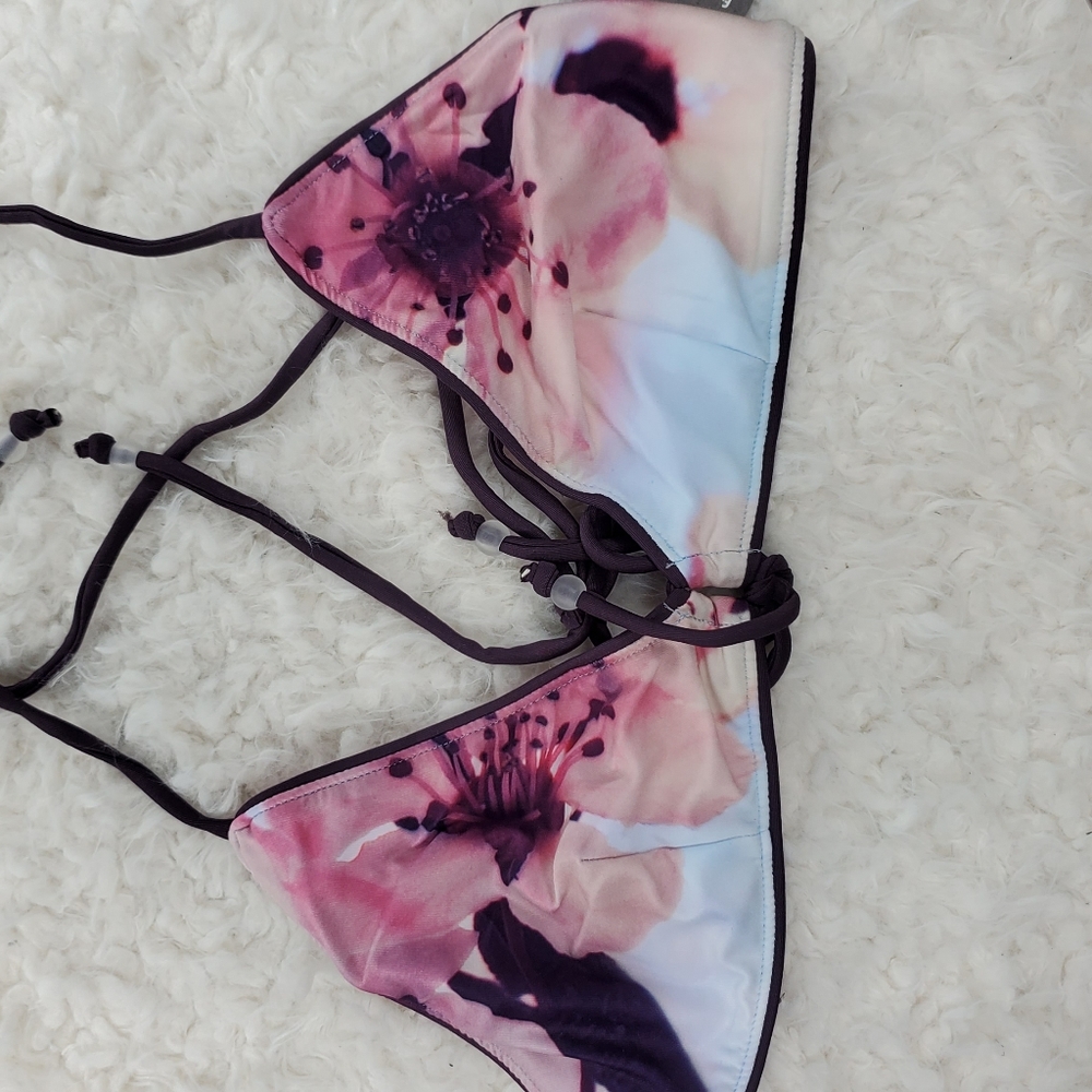 Bikini tops